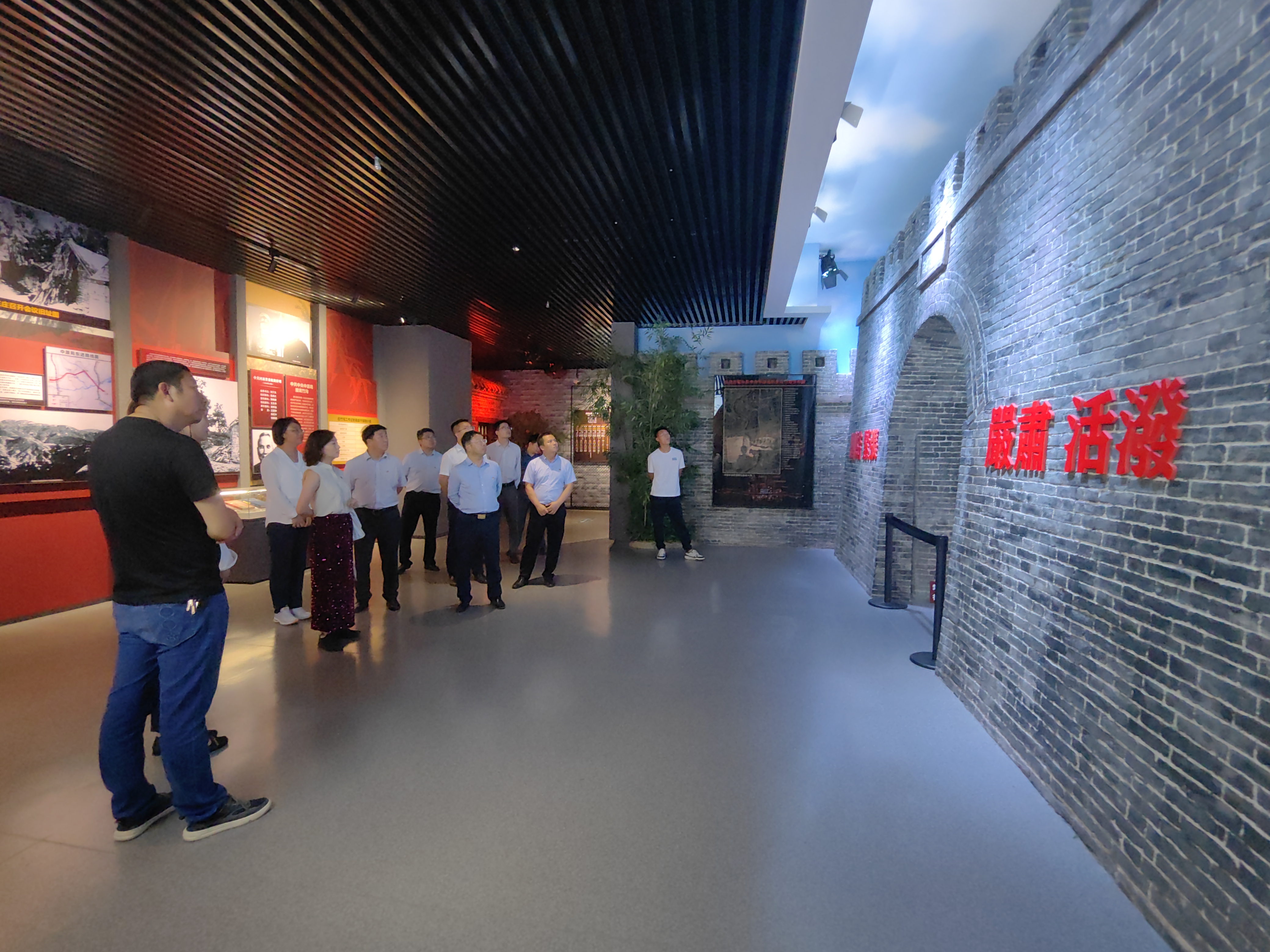 1719994518357098.jpg 6d738e053d6a6f2cfab7b4381263dac.jpg